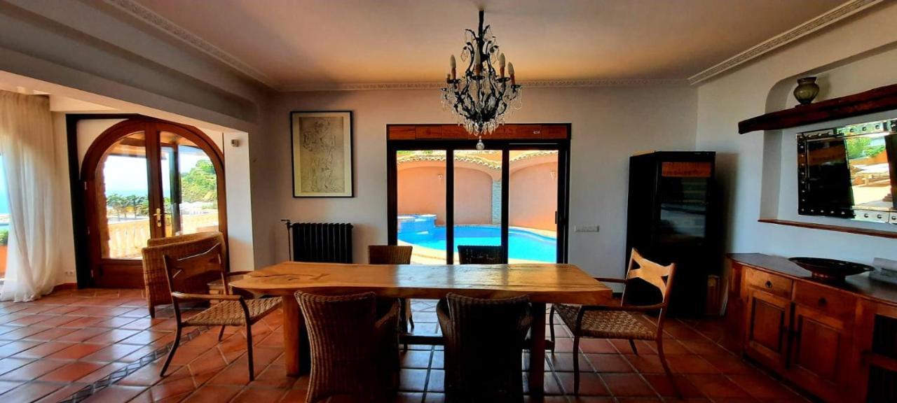 Villa Puerto Blanco カルプ エクステリア 写真